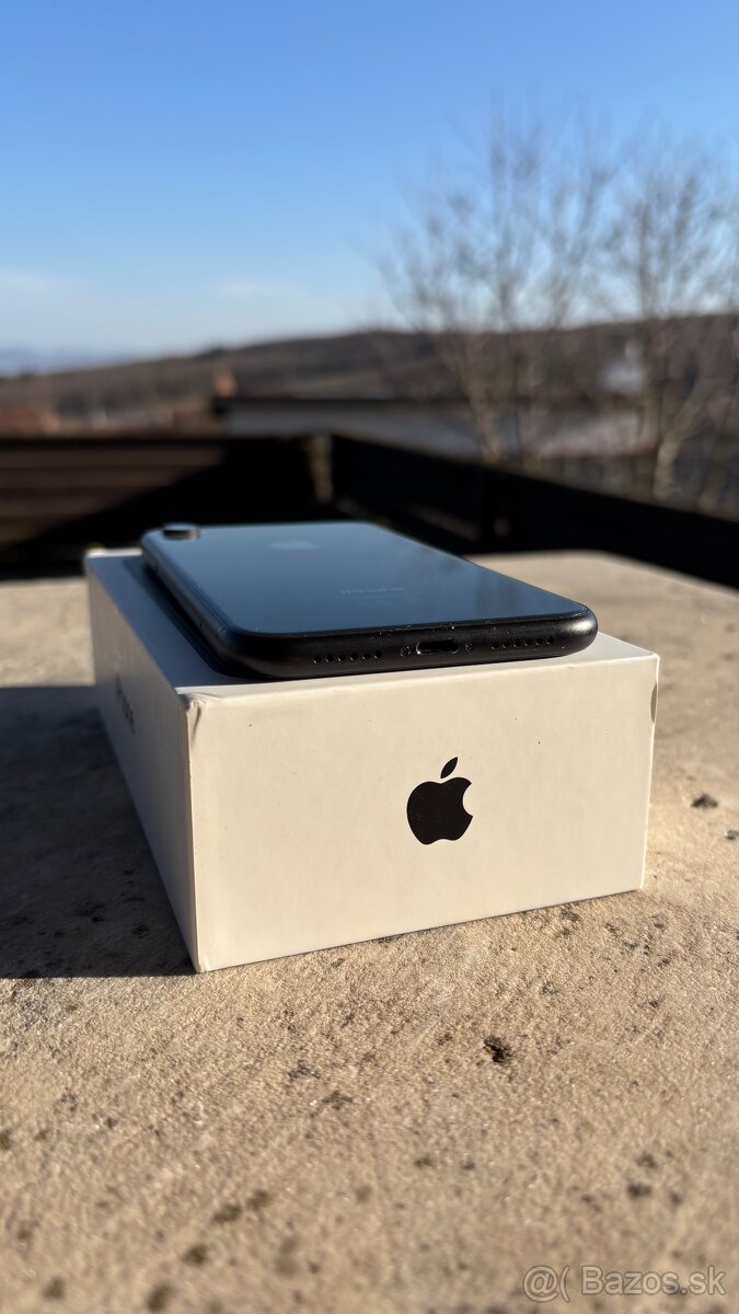 iPhone XR 64GB Čierny Nová batéria - 2