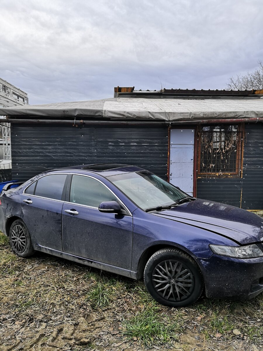 Rozpredám Honda Accord 7g - 2