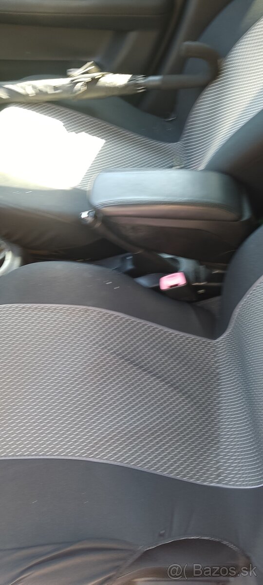 Predám Suzuki Swift 1,3D - 2