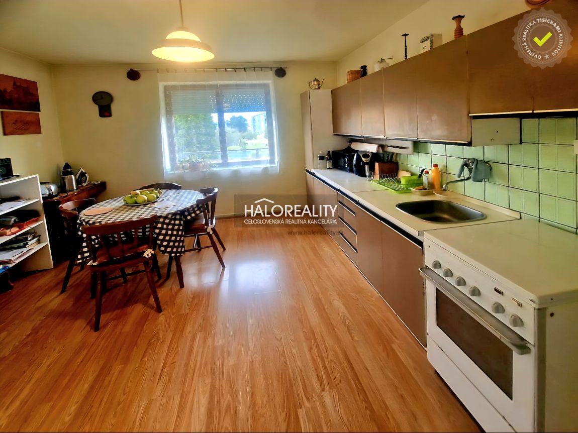 HALO reality - Predaj, rodinný dom Pravenec - ZNÍŽENÁ CENA - 2