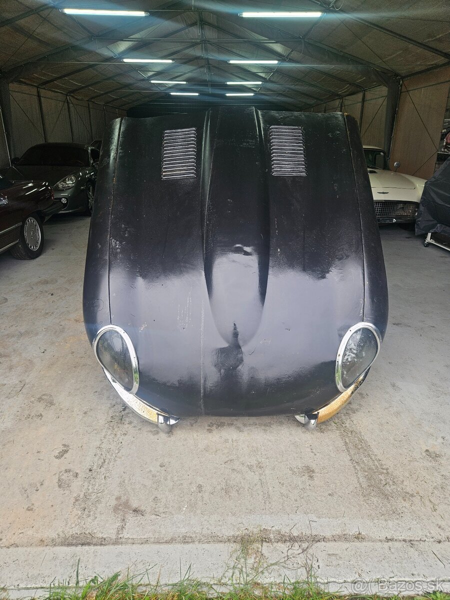 Jaguar E-Type xke 4.2 Coupe Manual - 2