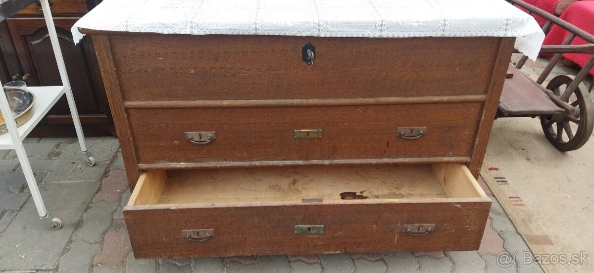 staroverská truhlica - 2