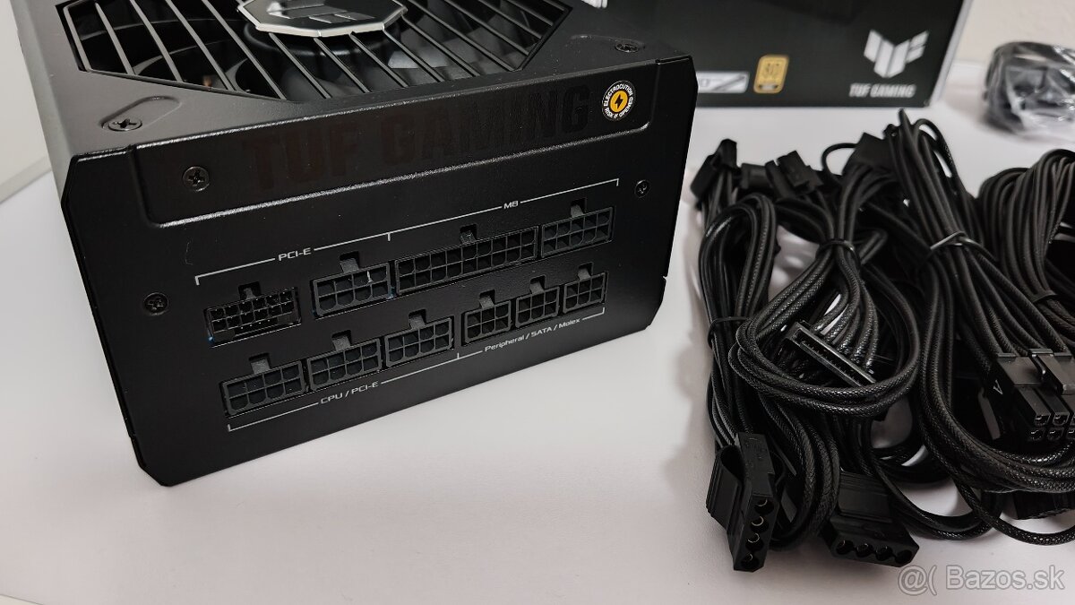 ASUS TUF GAMING 1000W GOLD - 2
