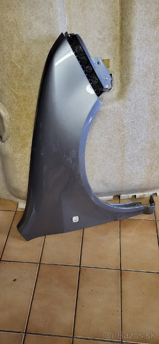 Predám blatník skoda fabia oktavia - 2