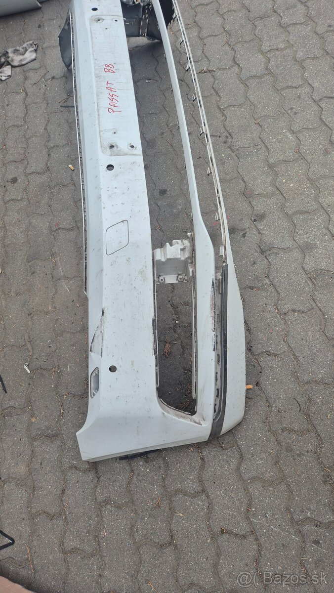 Passat B8 predný nárazník - 2