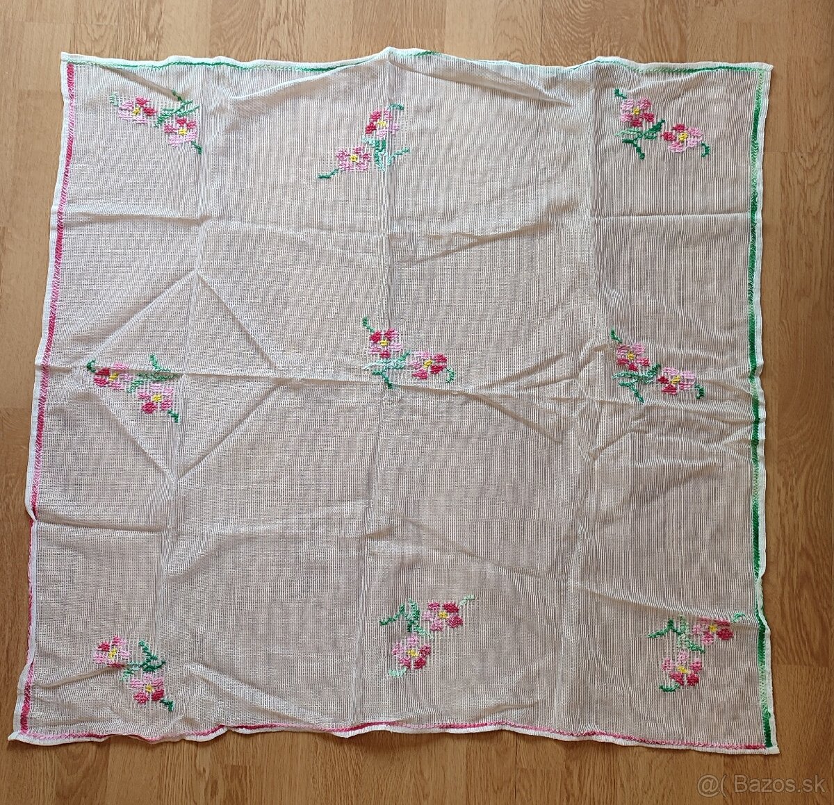 Vyšívané obrusy - 2ks - 2