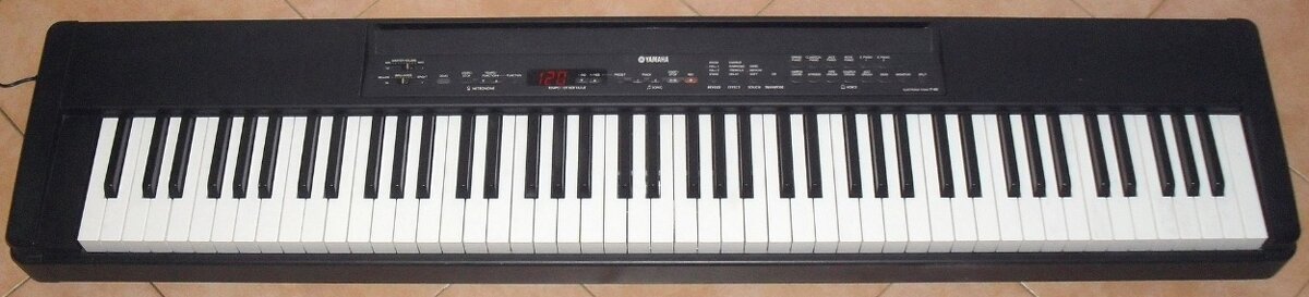 Stage piano Yamaha P-80 - 2
