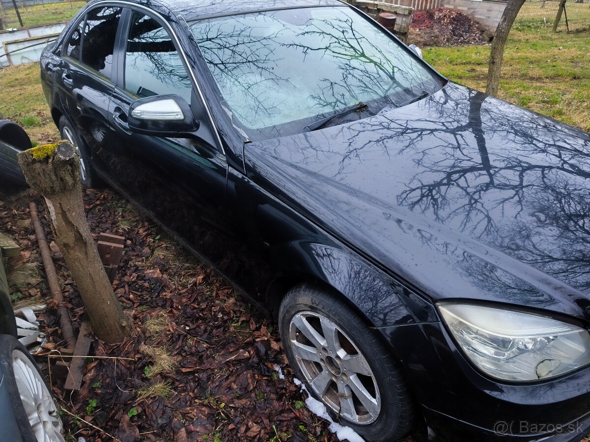 Mercedes Benz w204 200cdi - 2