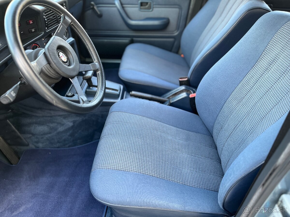 BMW 520i E28 - 2