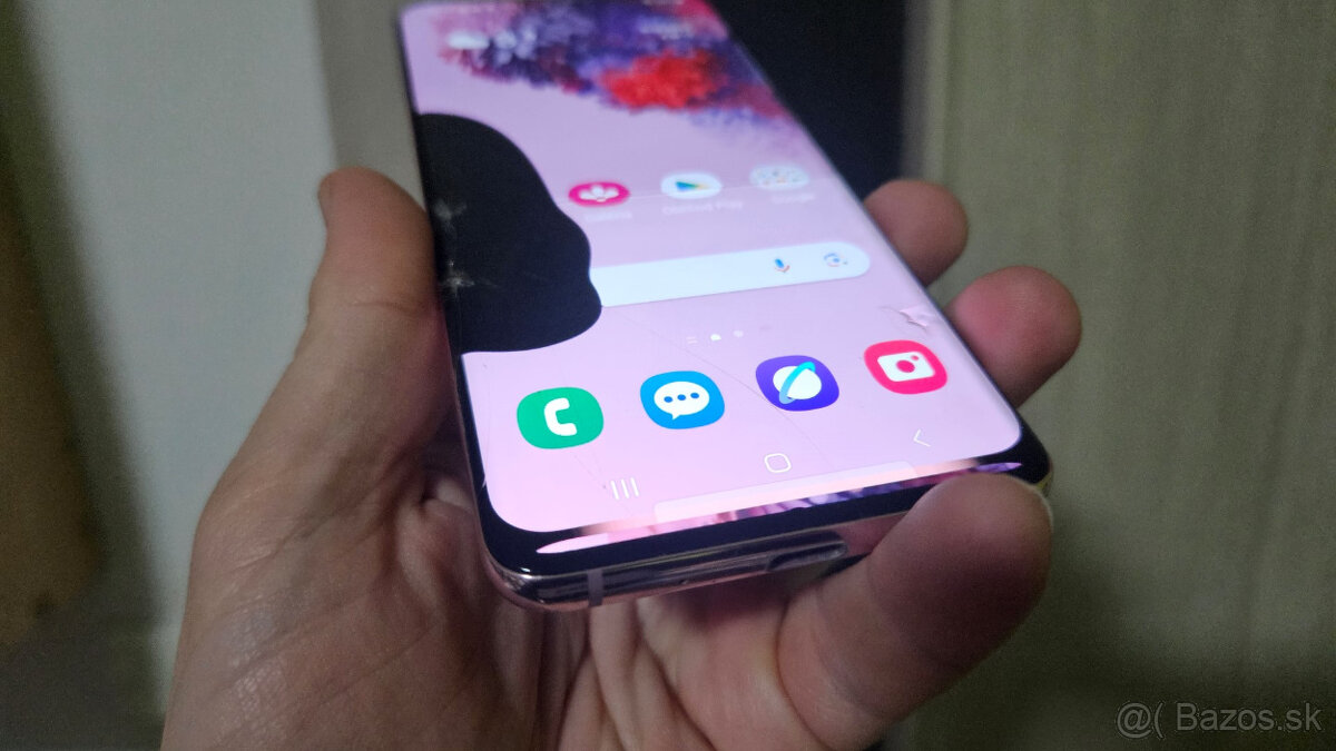 Samsung Galaxy S20 - prasknutý lcd - 2