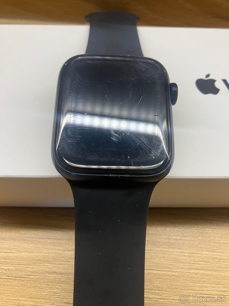 Apple Watch SE, 2.gen, 44mm - 2