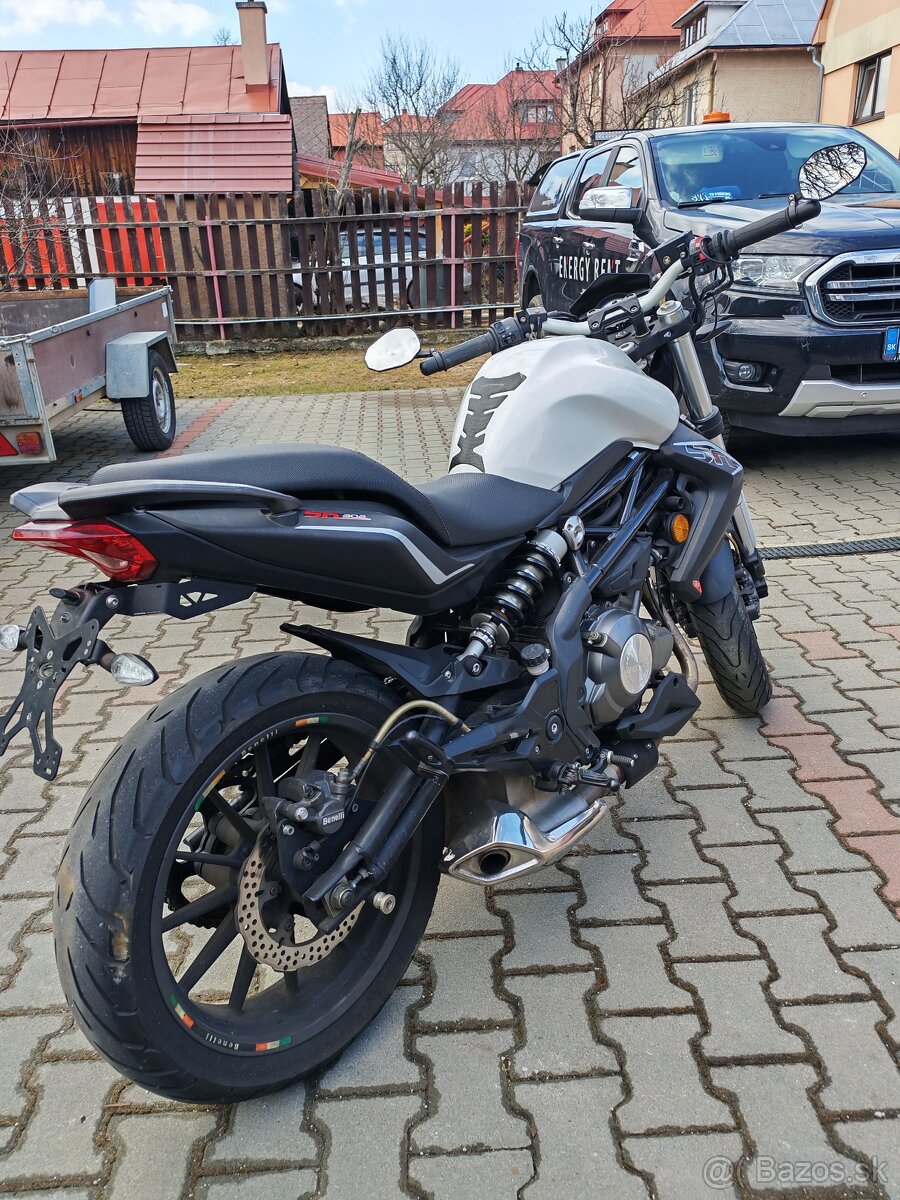 Predám Benelli 300 - 2