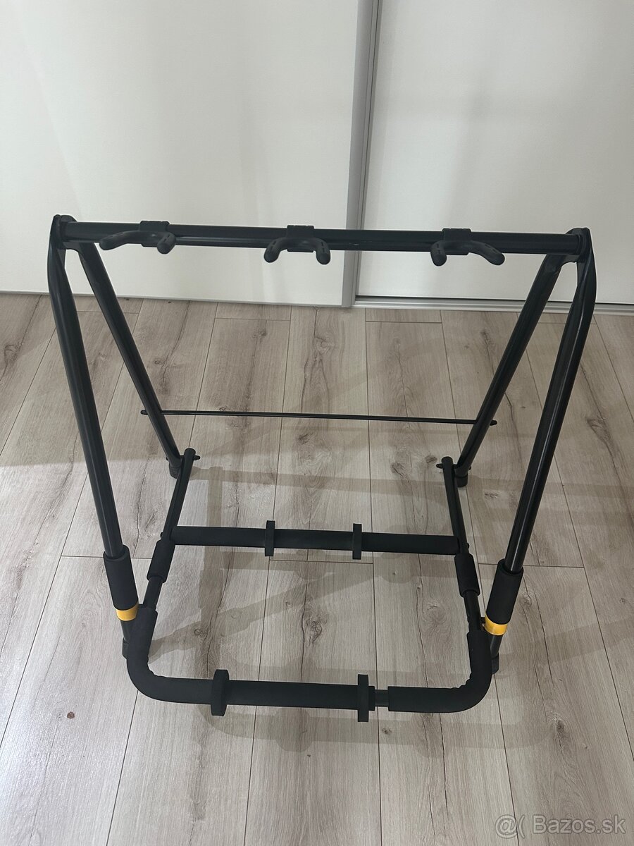 Herkules stojan na tri gitary - 2