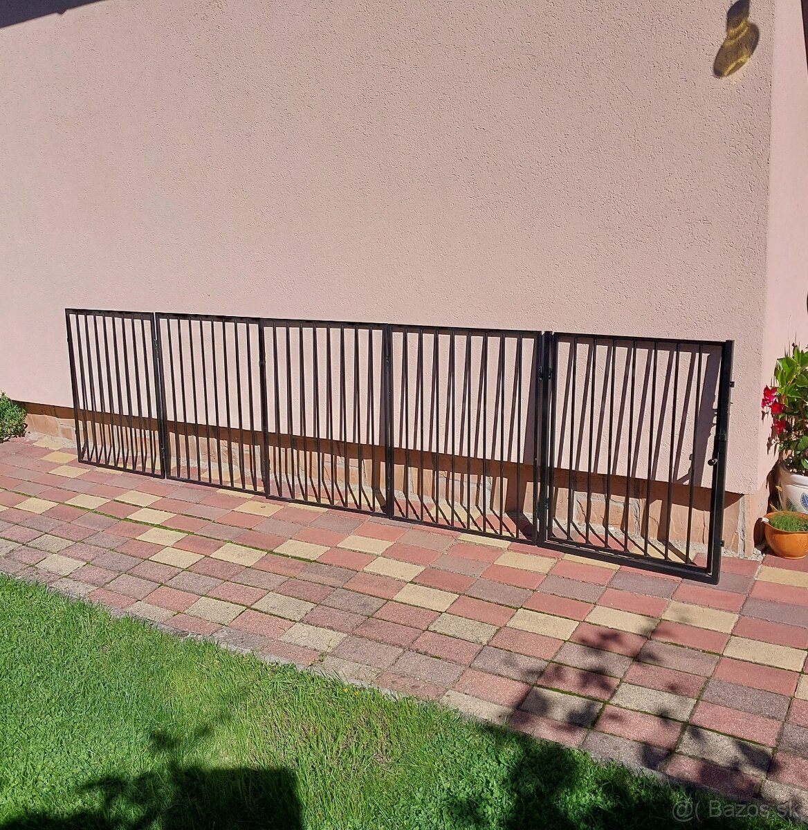 Zábrana ku krbu - 2