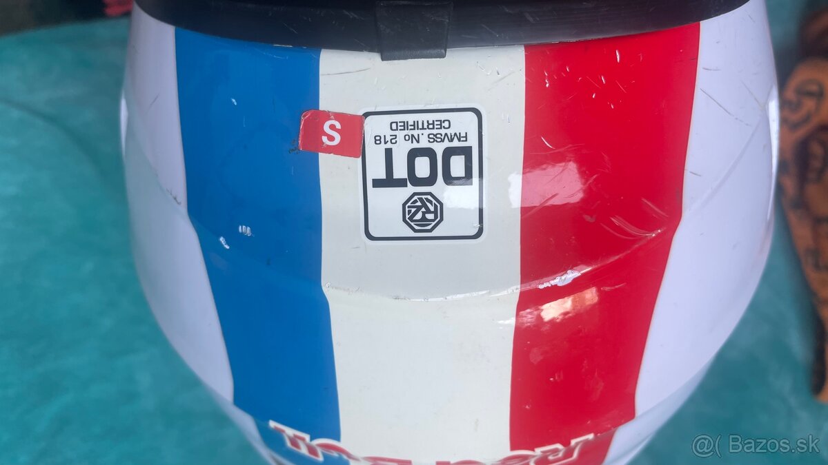 Prilba red bull velkost S - 2