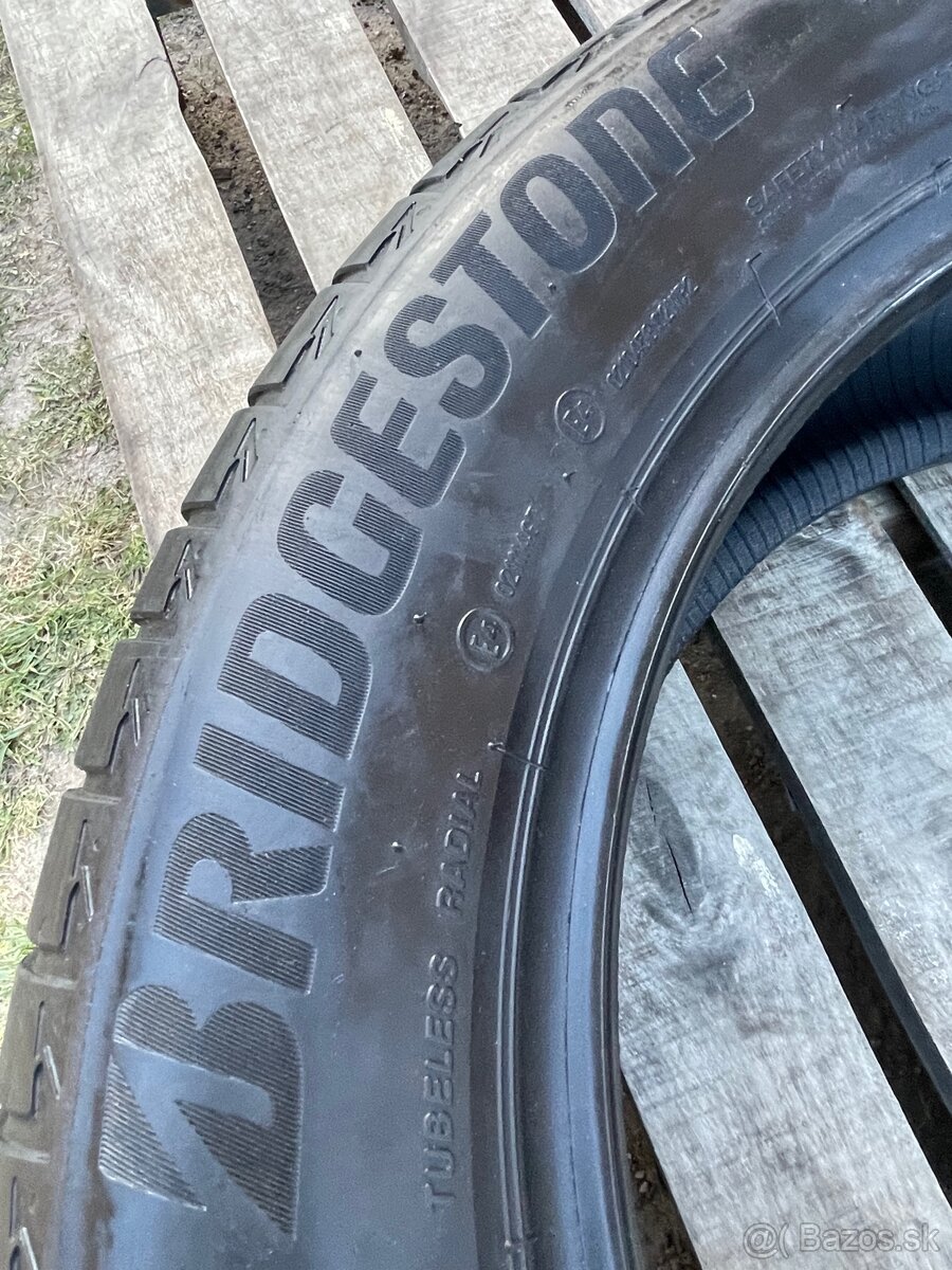Bridgestone 235/55 R18 letné - 2