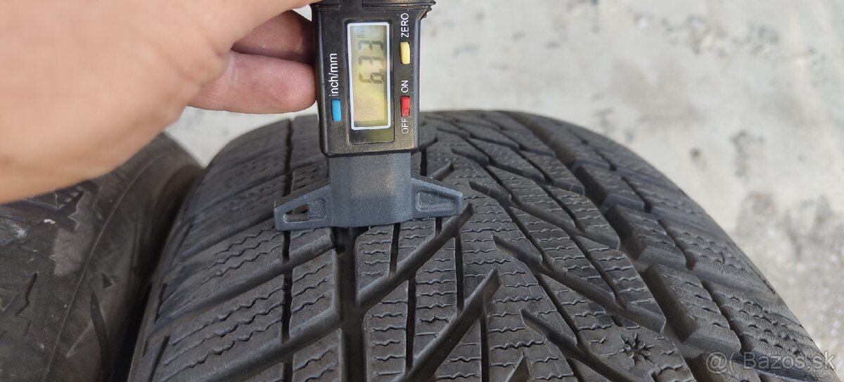 Zimné Goodyear Ultragrip Perfomance 3 225/50/17 98H - 2