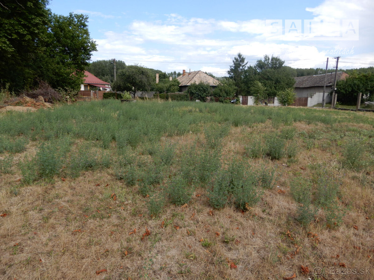 Slnečný pozemok 812 m2, Hronovce, okr. Levice - 2