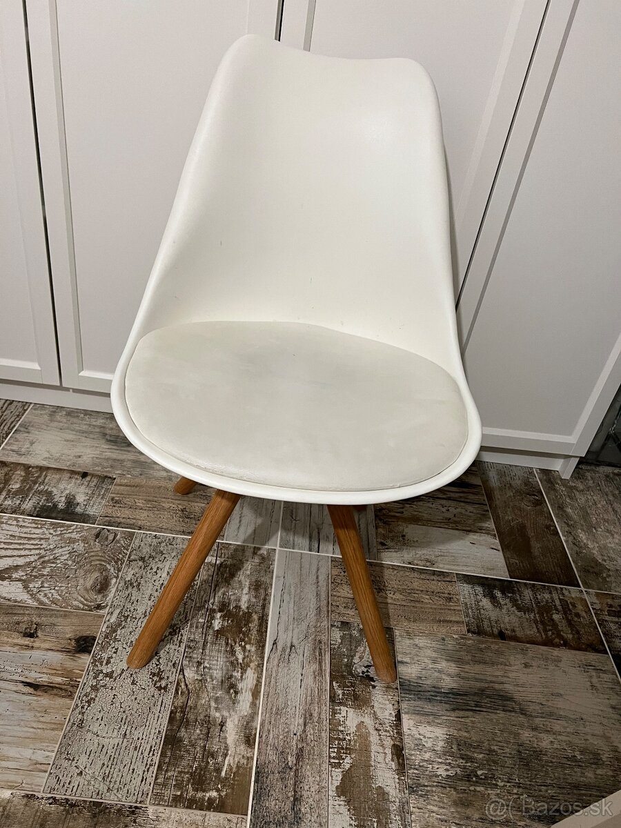 Jedalenske stolicky - 2