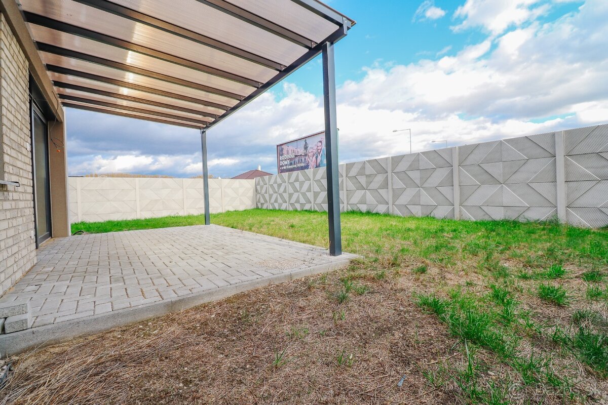 Veľkometrážny poschodový dvojdom v širšom centre mesta - 2