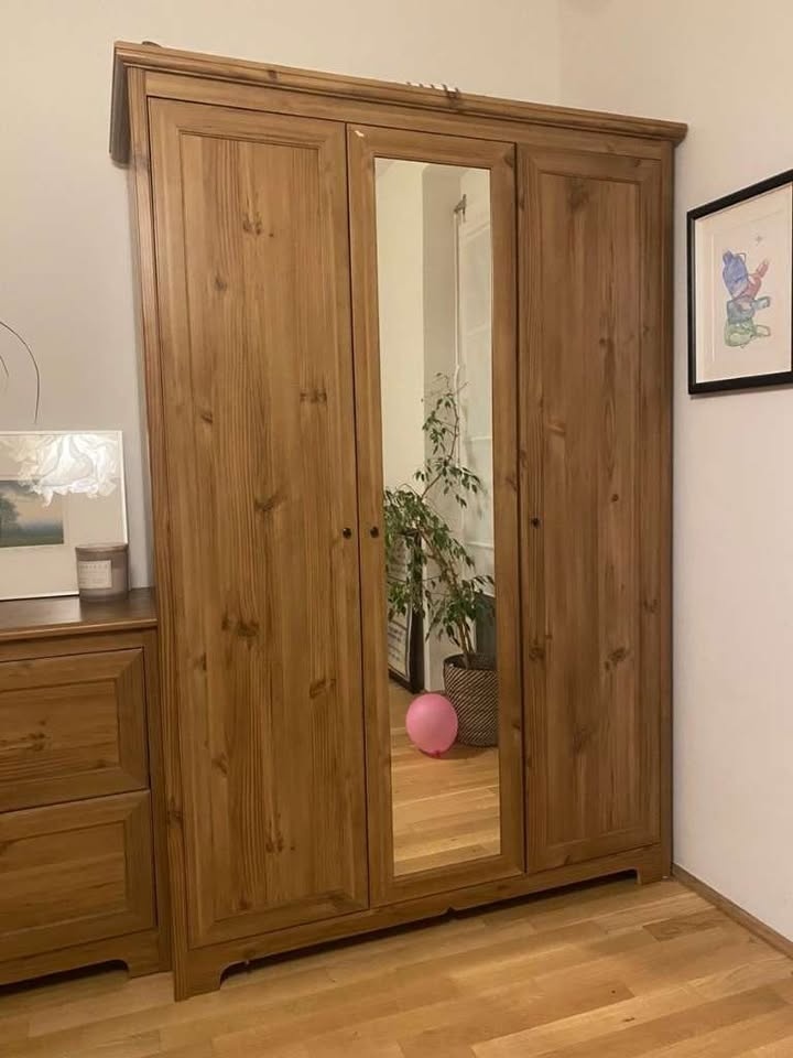 IKEA skriňa trojdverová - 2