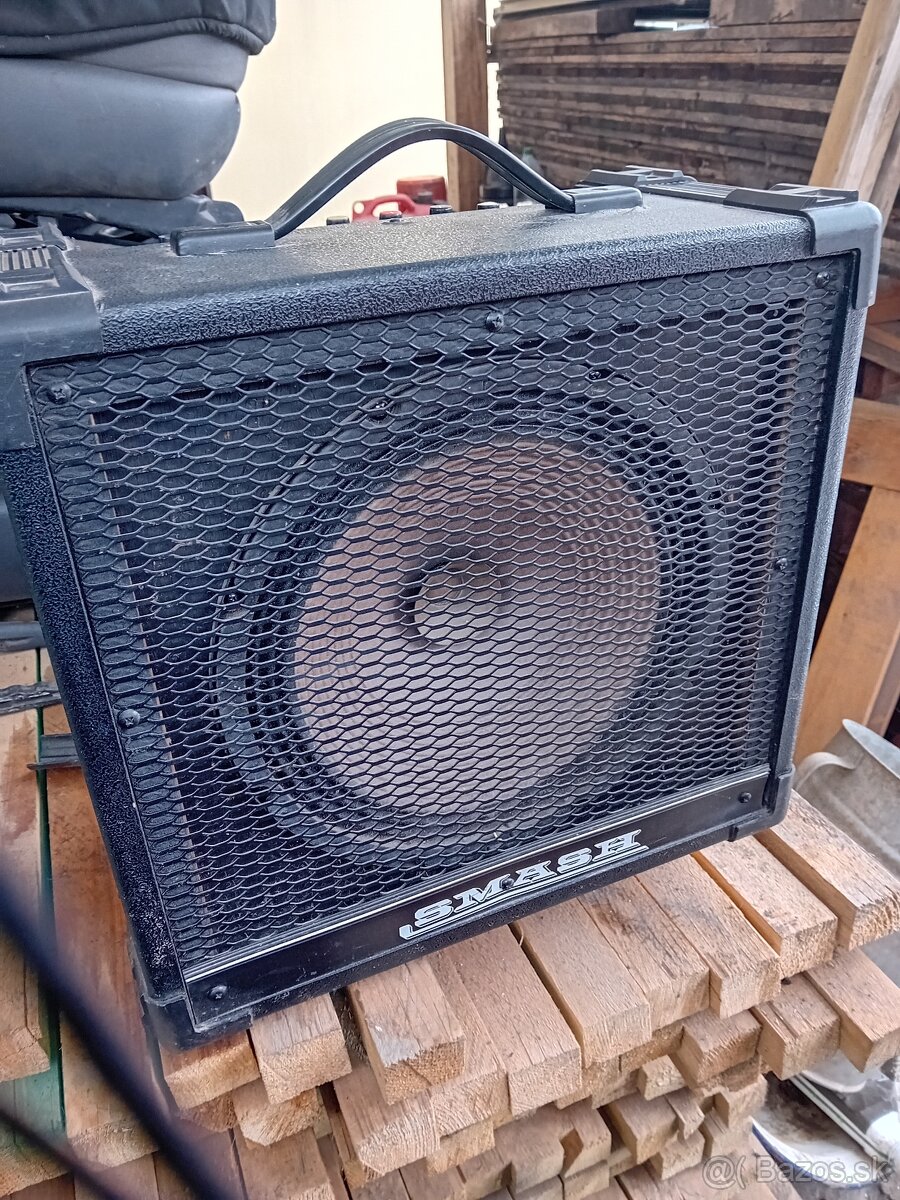 Predám gitarovekombo - 2