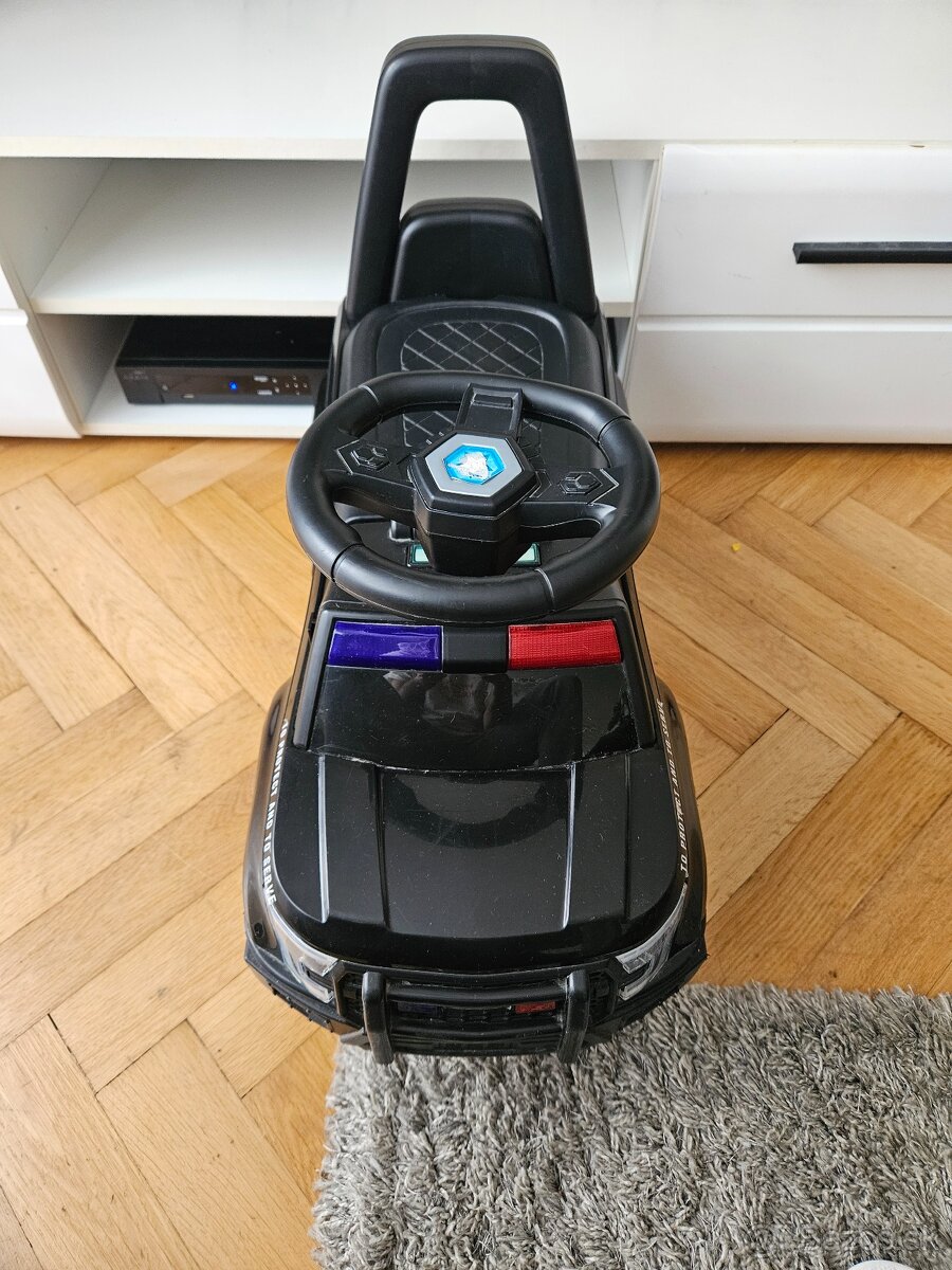 Detske odrazadlo policajne auto - 2