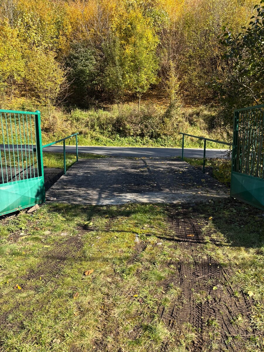 Na PREDAJ rodinný dom v obci Ihráč s krásnym pozemkom - 2