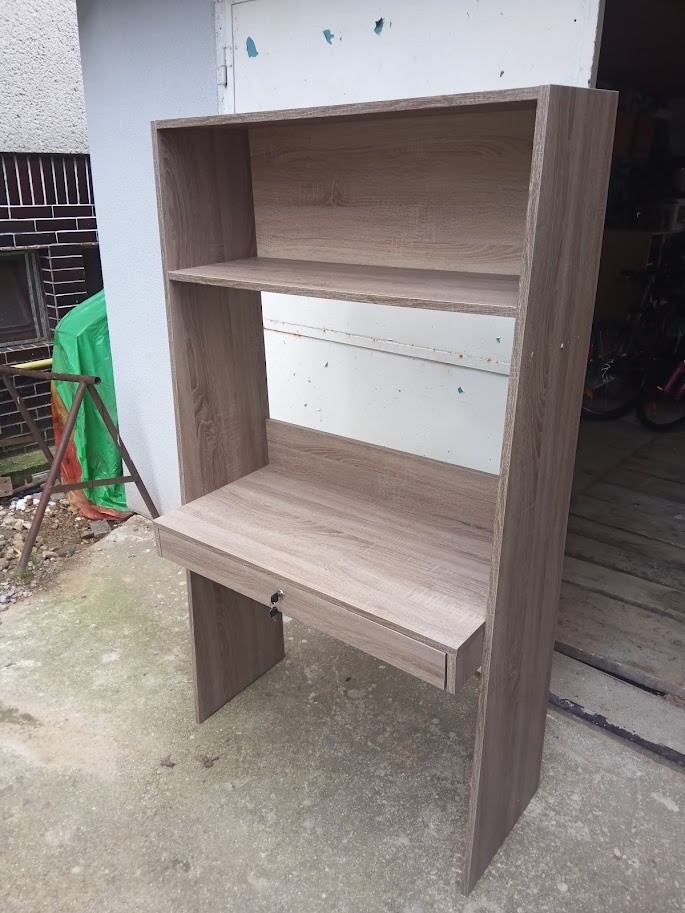 GARÁŽOVÝ VÝPREDAJ - 2