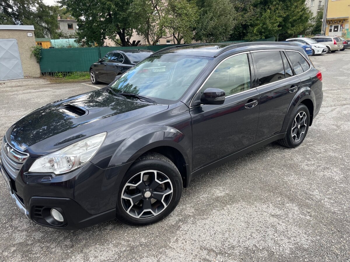 Subaru Legacy Outback 2,0 D CVT 150k - 2