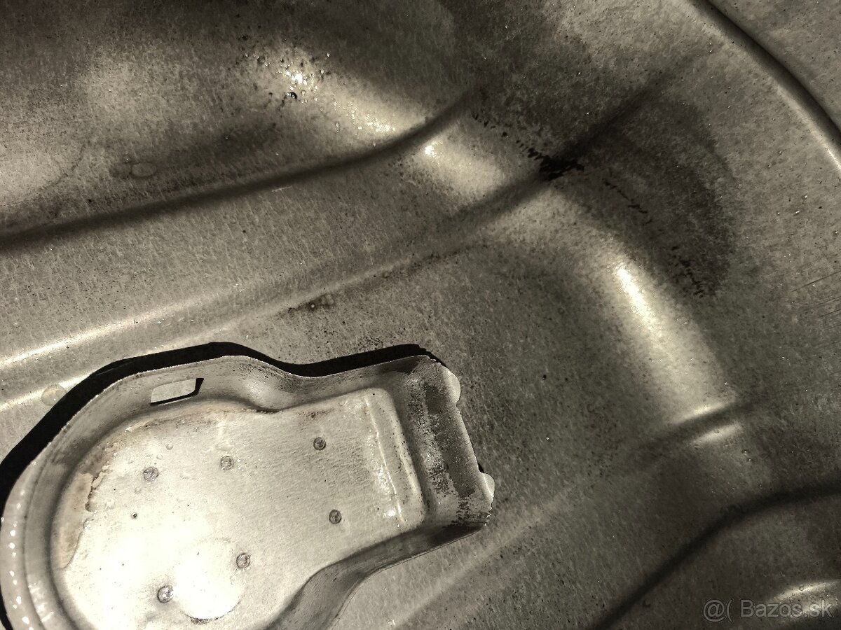 Nissan patrol nádrž - 2