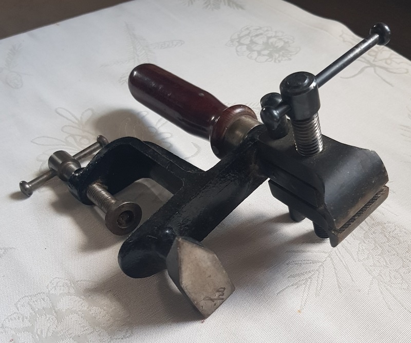 starožitné náradie - 2