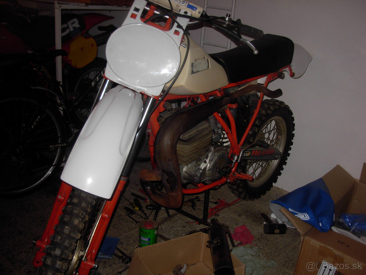 KTM 495 vzduch - 2