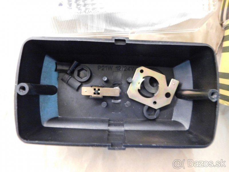 Svetlo - cúvacie - 2