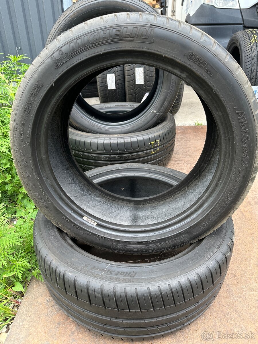 215/45 R16 - 2