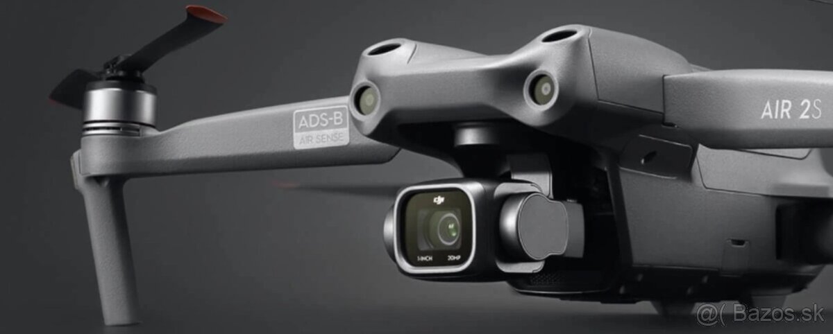 Dron DJI Air 2S Fly More Combo - 2