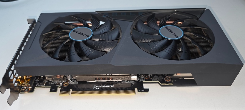 GeForce RTX™ 3060 Ti EAGLE OC 8G (Rev. 2.0) - 2