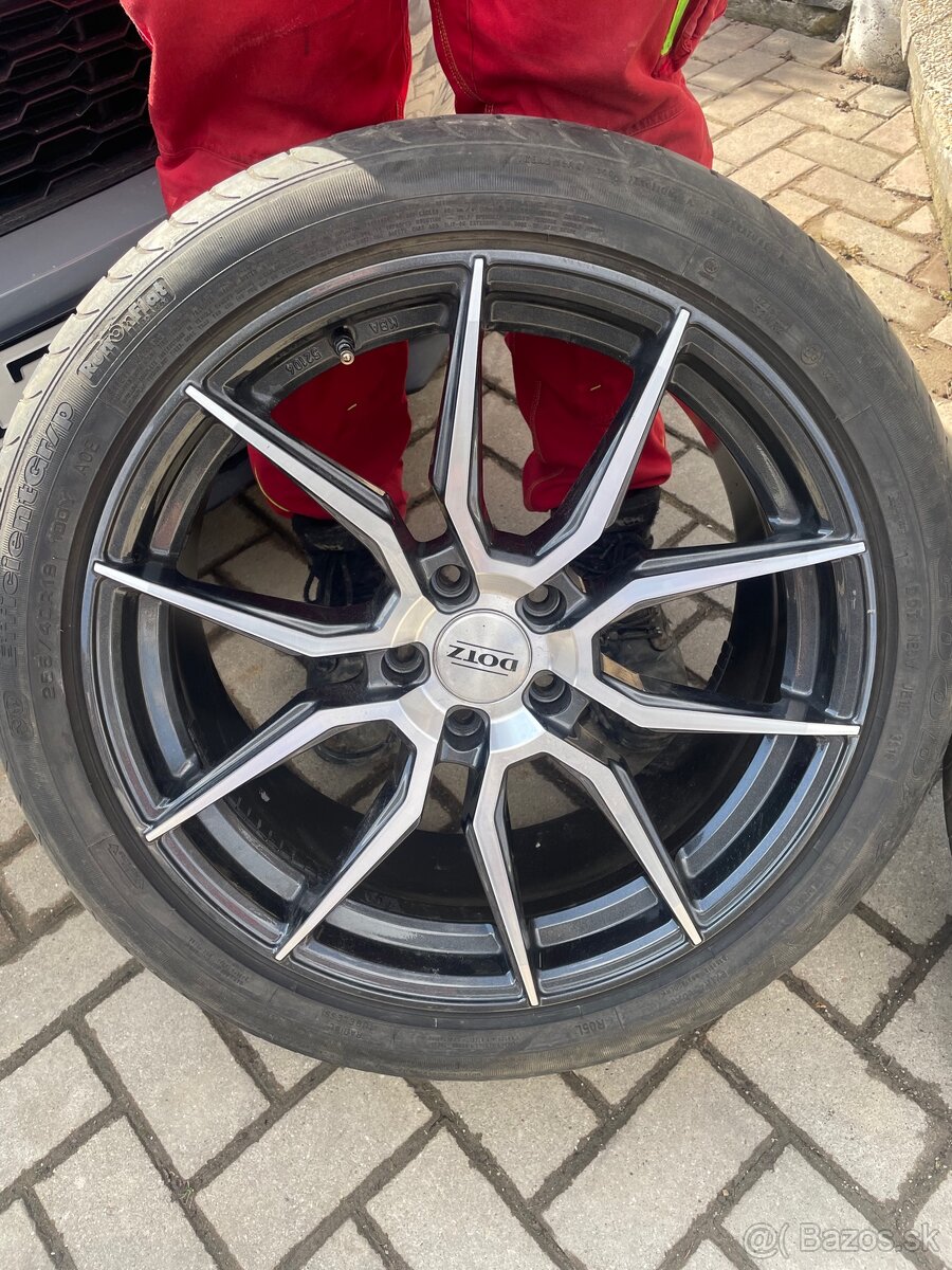 Kolesa 5x112 r19 - 2