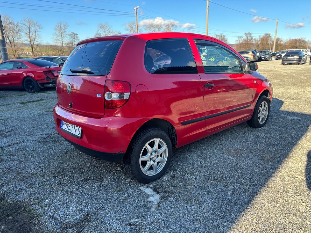 VW FOX - 2