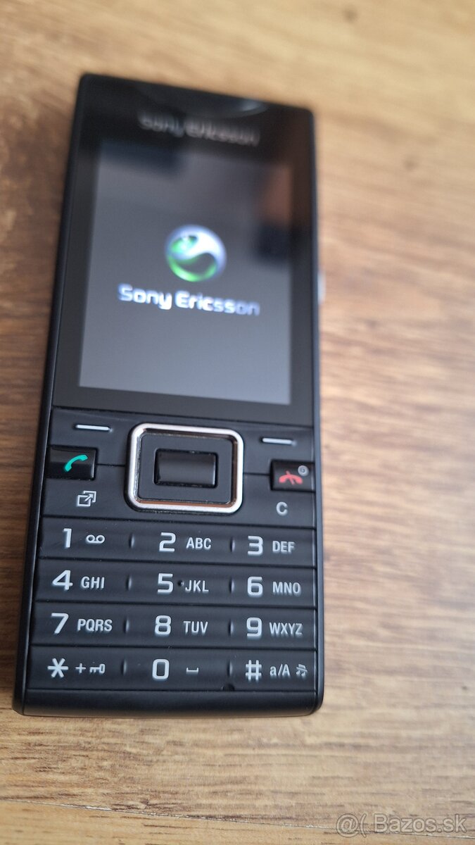 Sony ericsson J10i2 top stav - 2