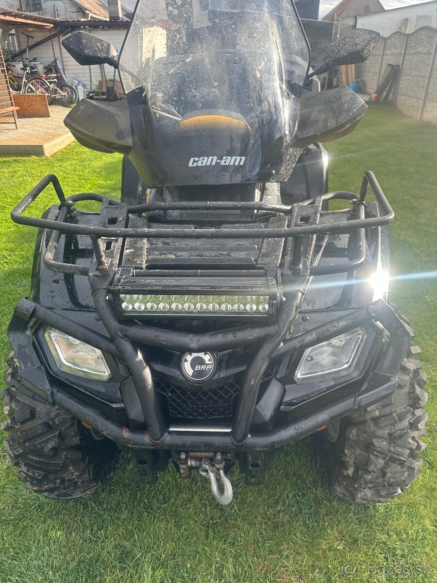 Can am 800 max - 2