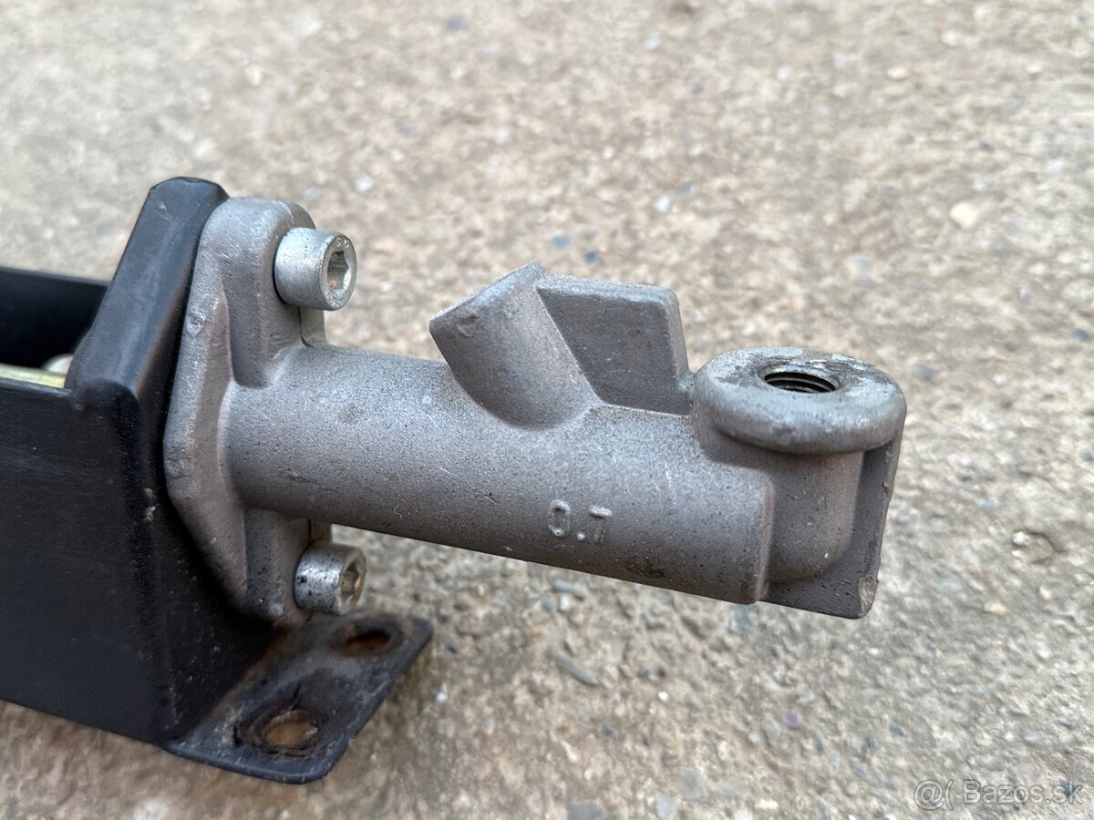 Hydraulická ručná brzda - 2