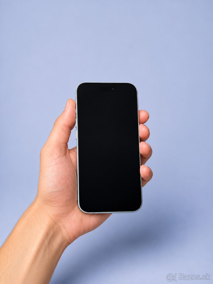 iPhone 15 - 2