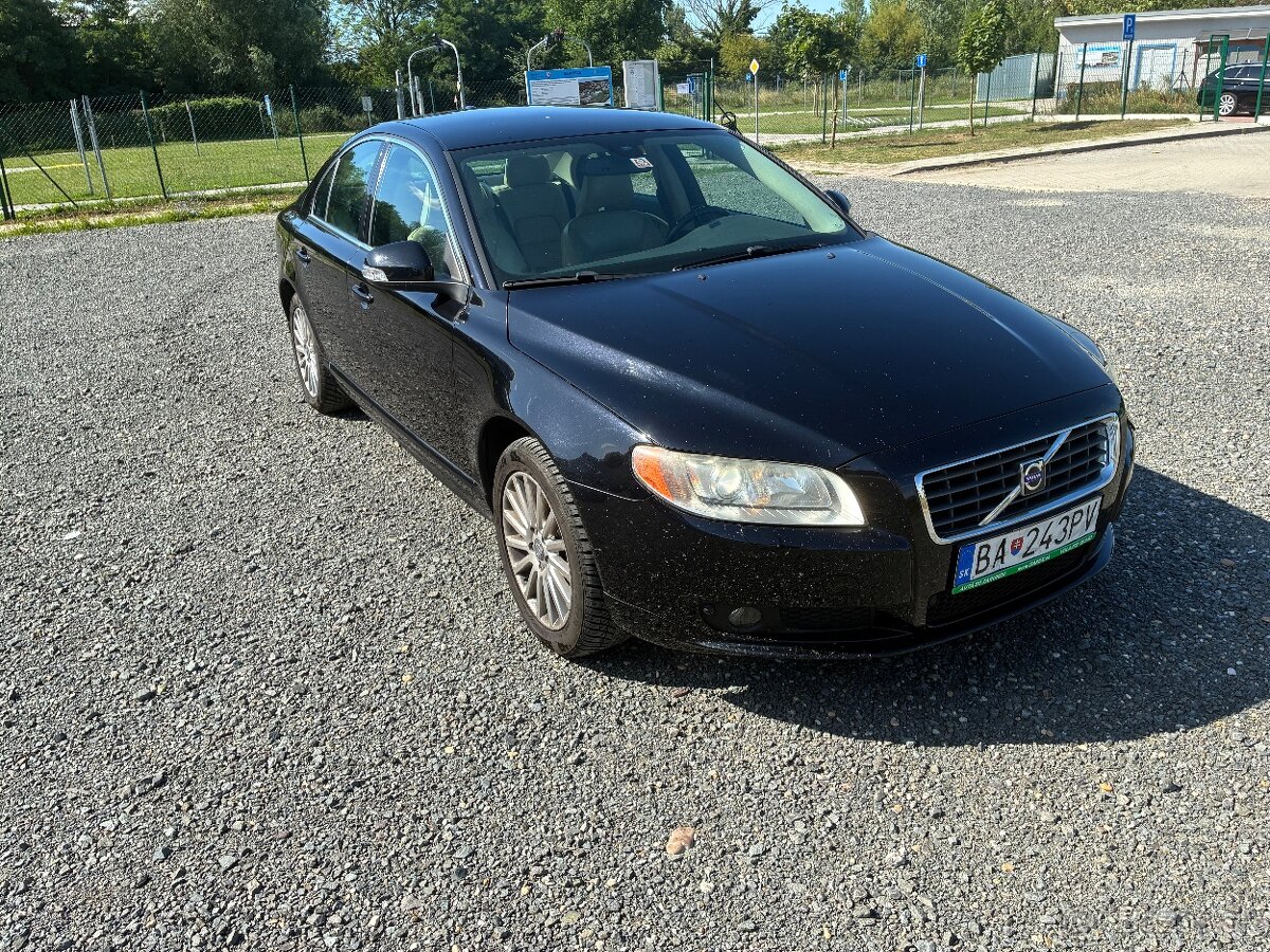 Volvo S80 - 2
