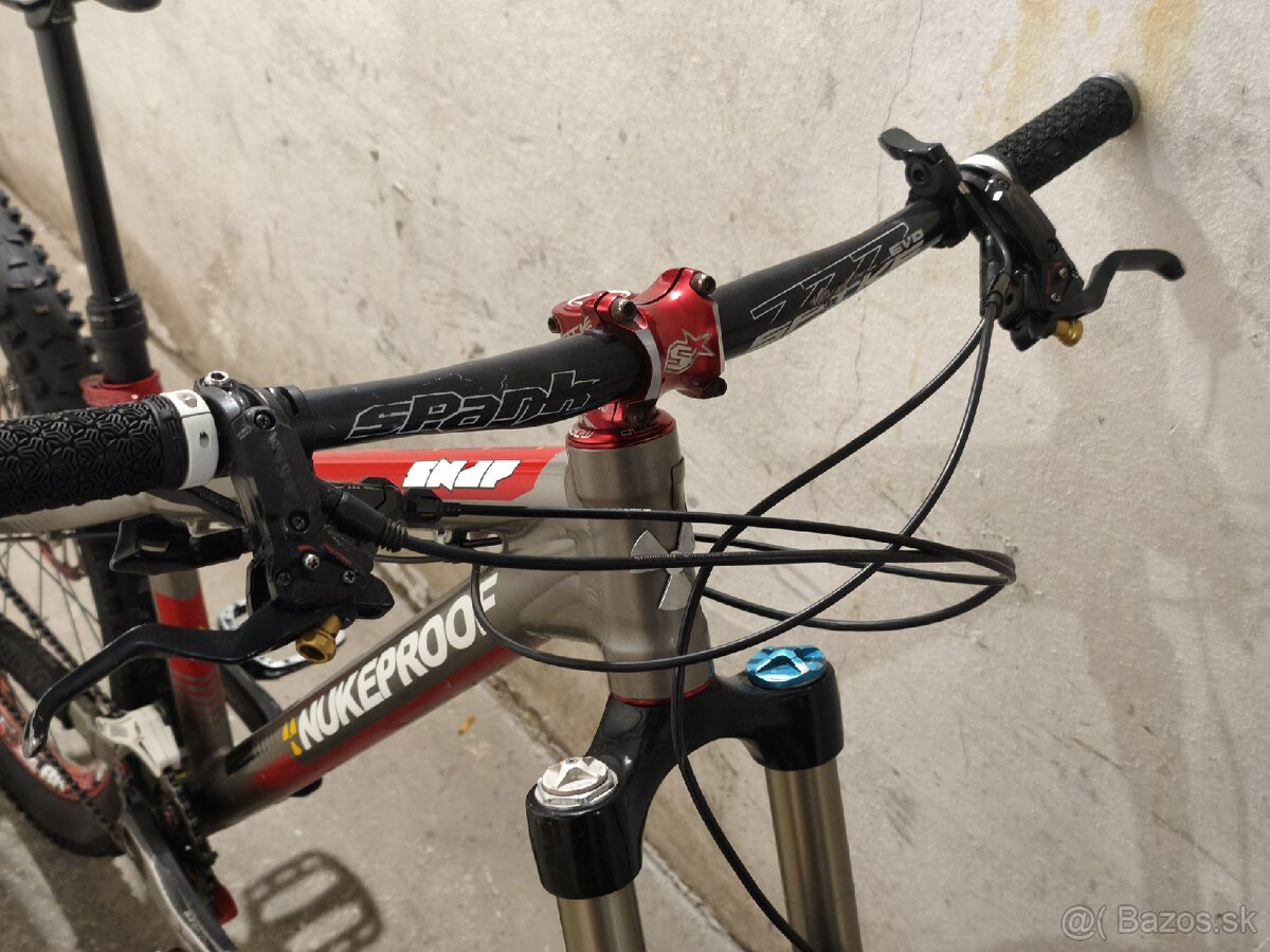 Nukeproof Snap dirt - 2