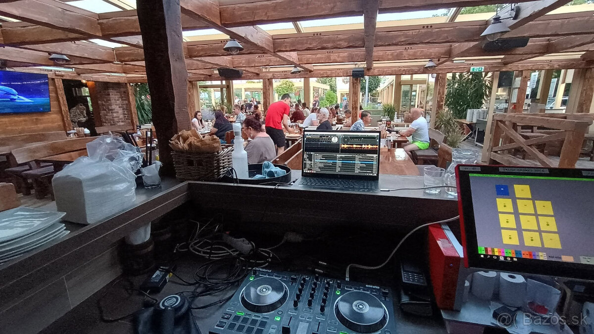 Roland DJ 202 + taška - 2