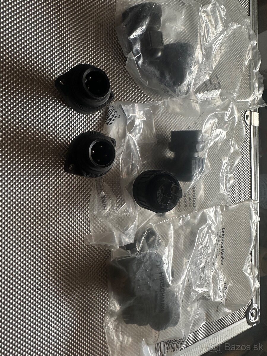 Hirschmann série CA, 3 póly + ochranný vodič (3+PE), - 2
