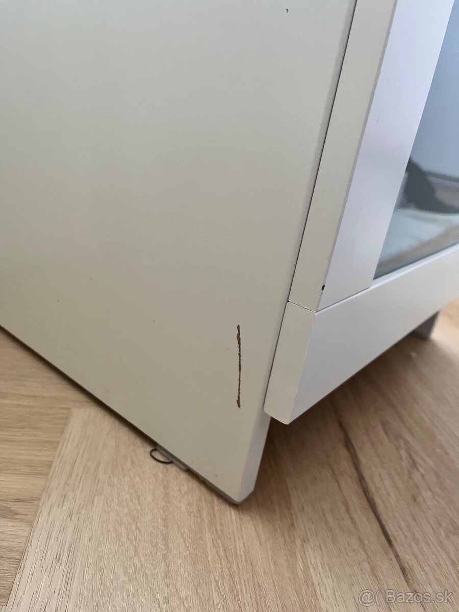 Nočný stolík IKEA - 2