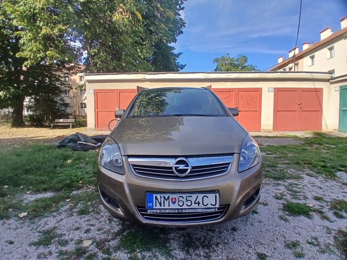 Opel Zafira, 1.8 benzín, 2014 - 2