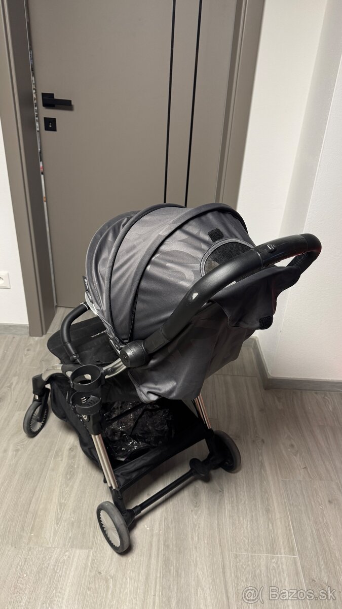 Babystyle Hybrid Ezyfold cestovný kočík - 2